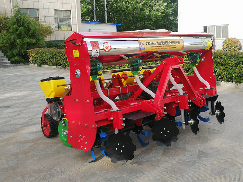 4行玉米精量旋耕播種機