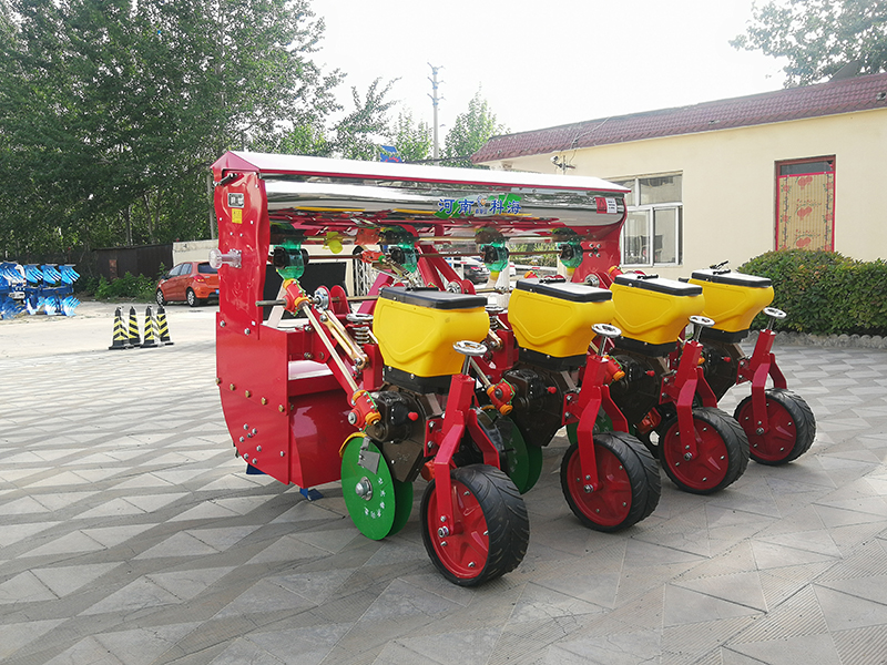 4行玉米精量旋耕播種機