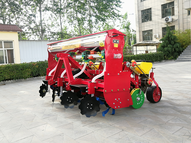 4行玉米精量旋耕播種機