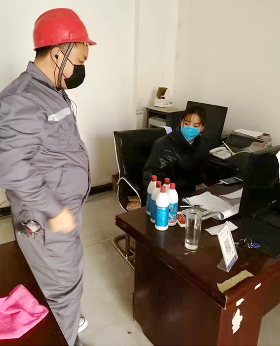 經多方聯系終于找到貨源，購買84消毒液